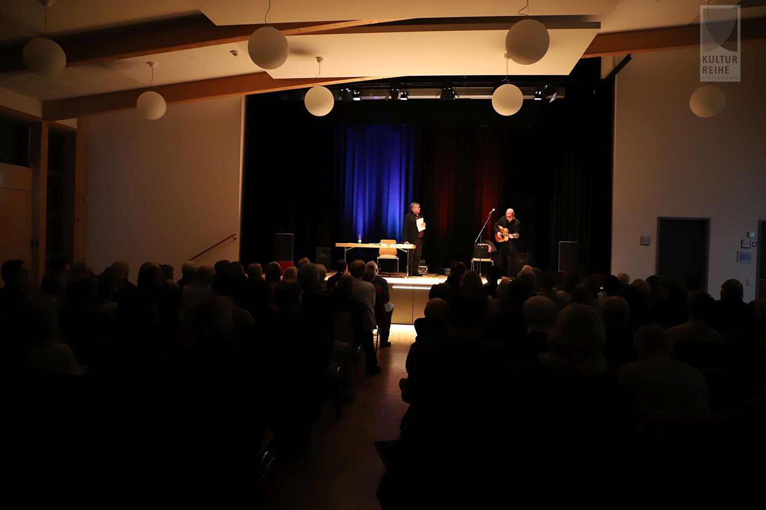 Blues & Kusz