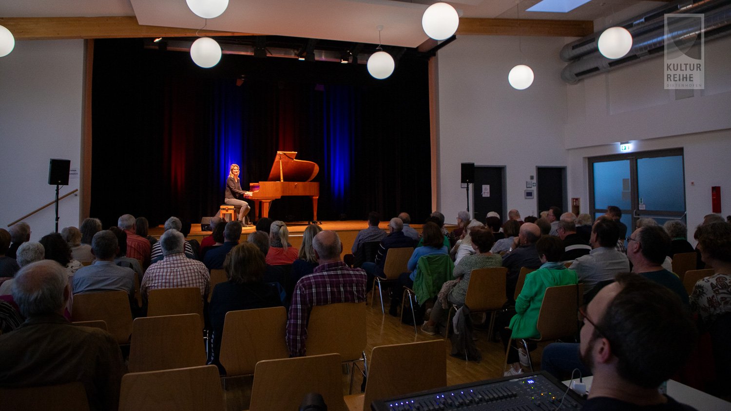 Lucy van Kuhl - Auf den zweiten Blick