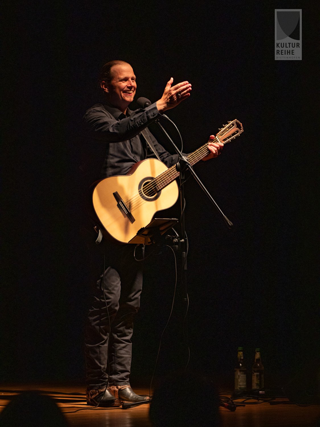 Stefan Eichner spielt Reinhard Mey