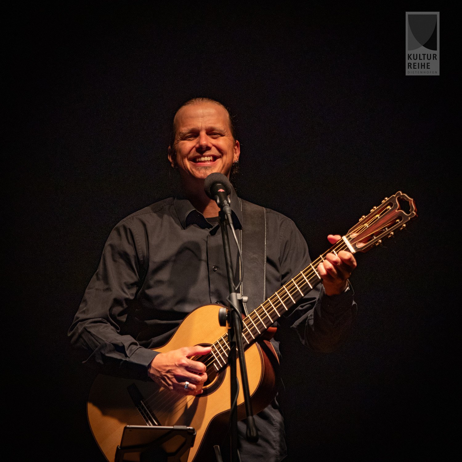 Stefan Eichner spielt Reinhard Mey