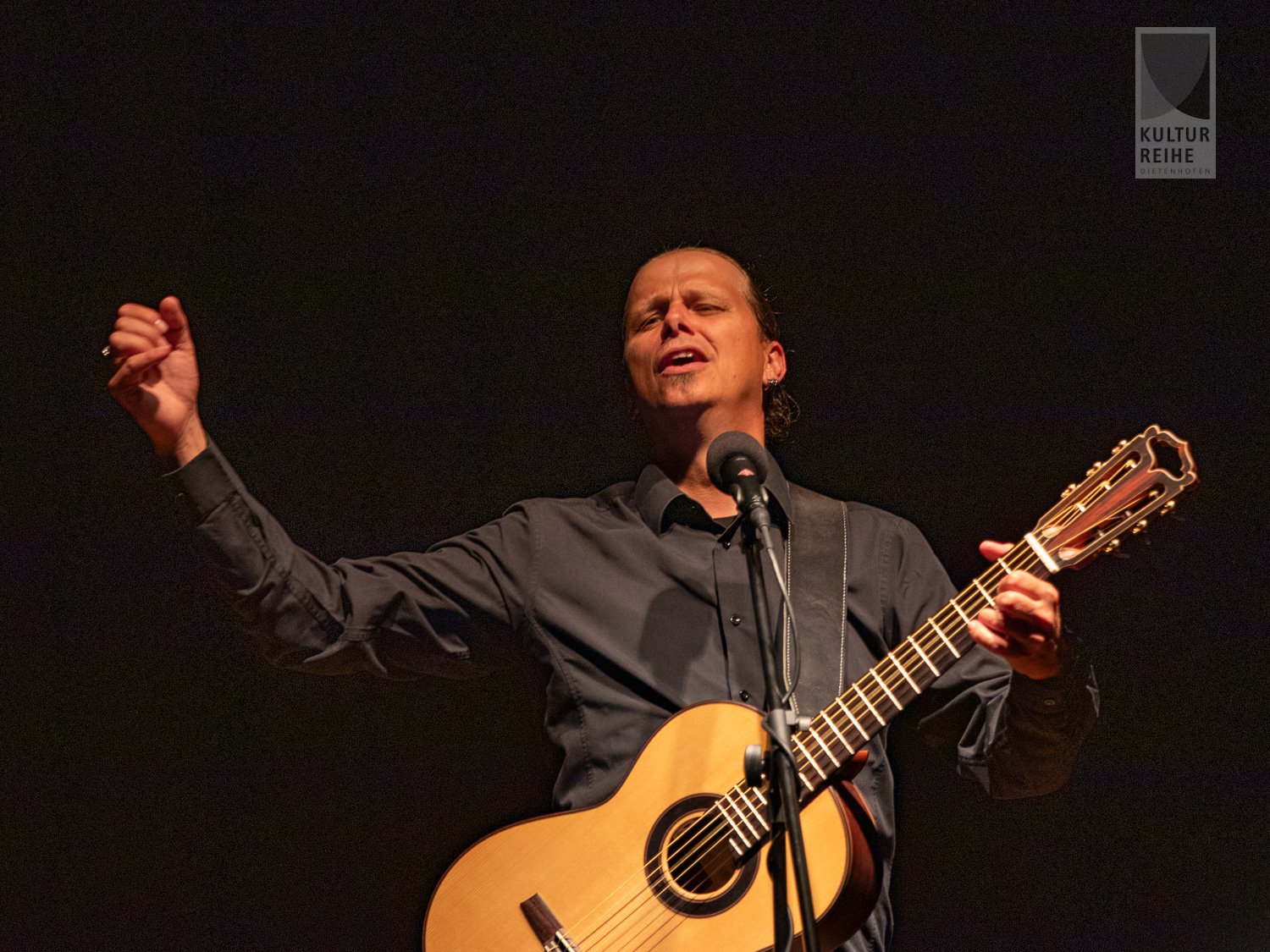 Stefan Eichner spielt Reinhard Mey