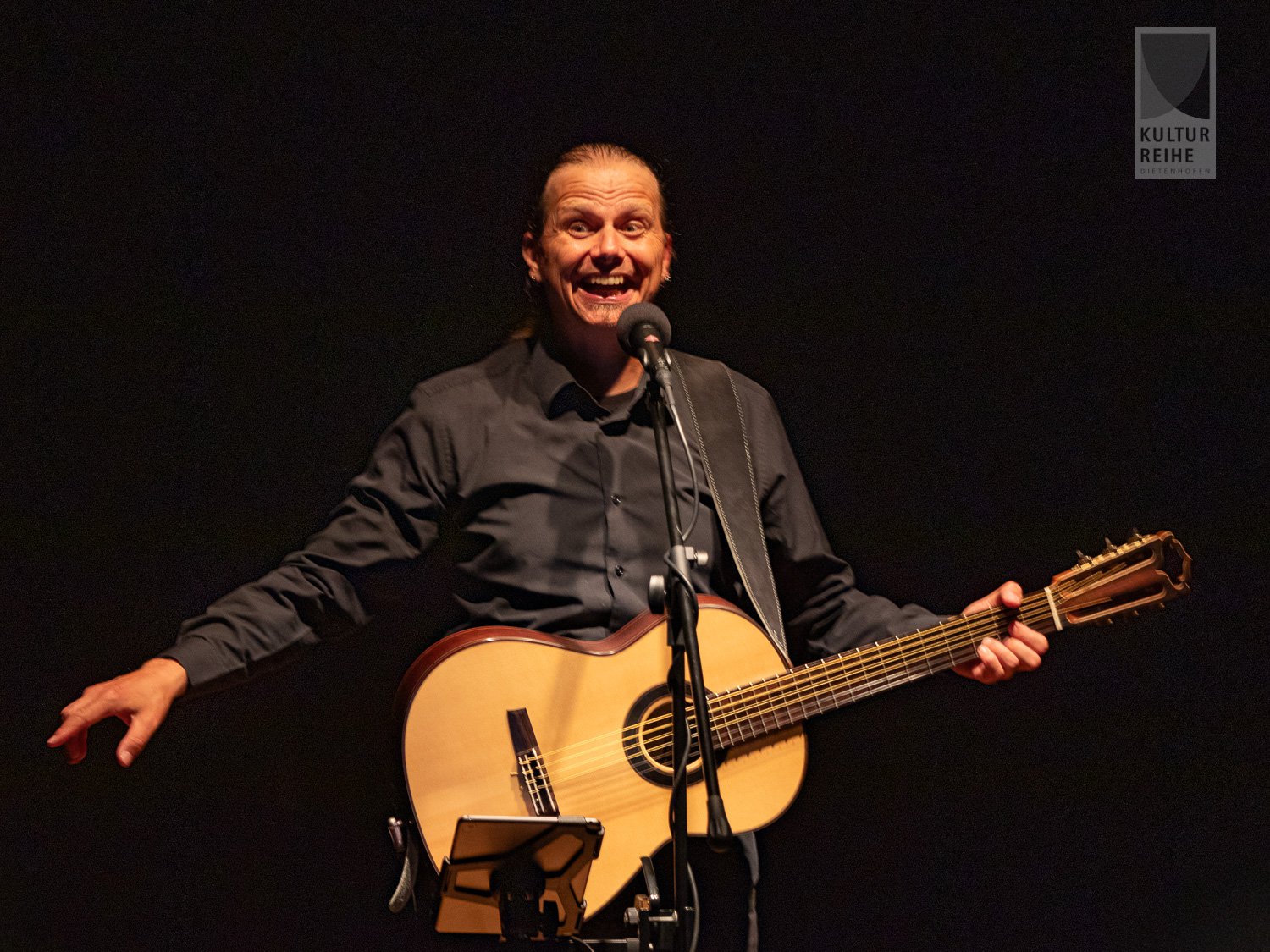 Stefan Eichner spielt Reinhard Mey