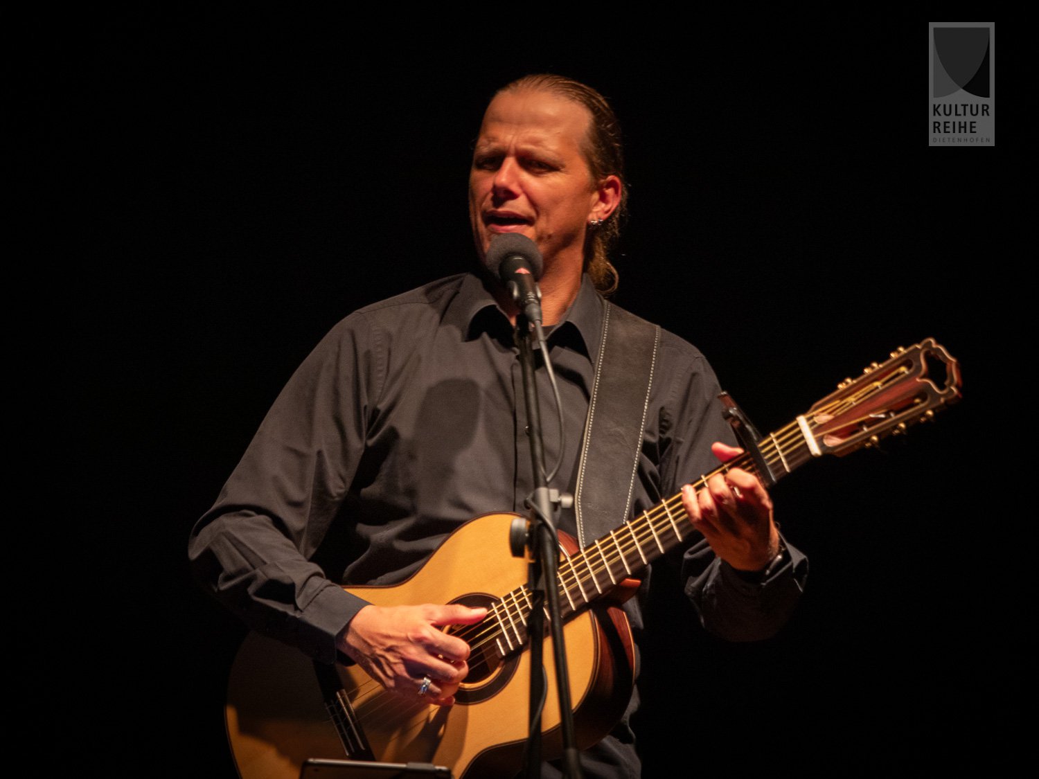 Stefan Eichner spielt Reinhard Mey